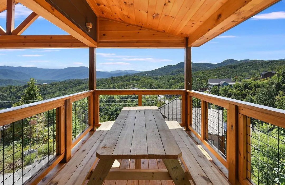 Big Bear Shack - Handicap Accessible & Dog Friendly-1