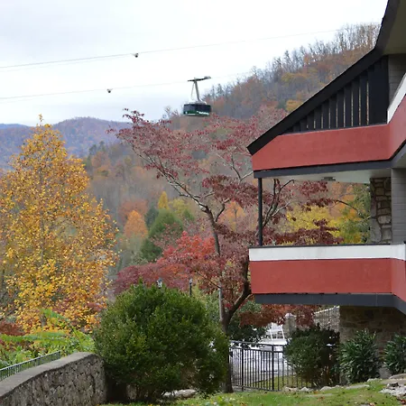 Fabulous Chalet Inn-3