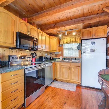 Bear Cave Haus-2