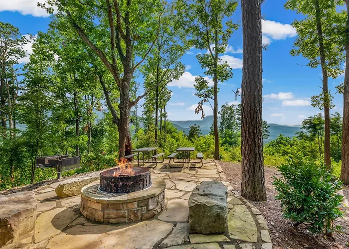 Dancing Bear Lodge By Stony Brook Cabins Gatlinburg