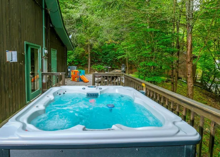 Adventure Lodge Gatlinburg