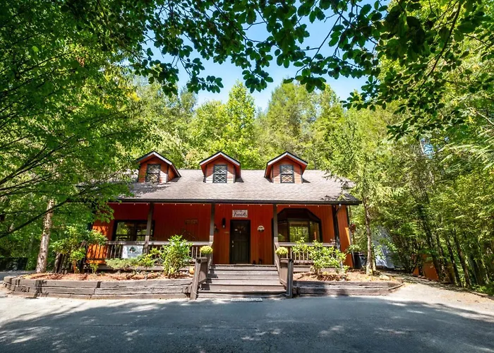 Adventure Lodge Gatlinburg
